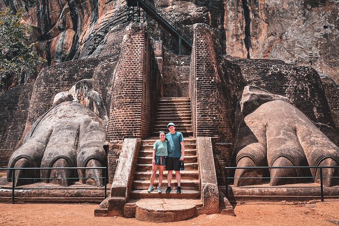 From Colombo: Sigiriya and Dambulla Day Trip and Safari - Sigiriya Museum and Oakray Woodcarvings: useful stops when you need a breather