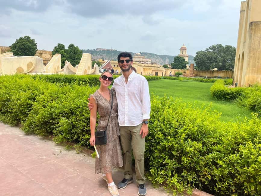 From Delhi: 4-Day Golden Triangle & Ranthambore Tiger Safari - Day 2: Sunrise Taj Mahal plus Agra Fort, then on to Ranthambore