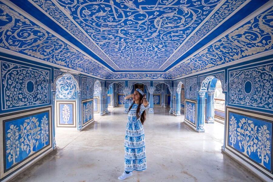 From Delhi: 5-Day Tiger Safari & Golden Triangle Tour - Day 2: Taj Mahal to Agra Fort, with Fatehpur Sikri as the In-Between Stop