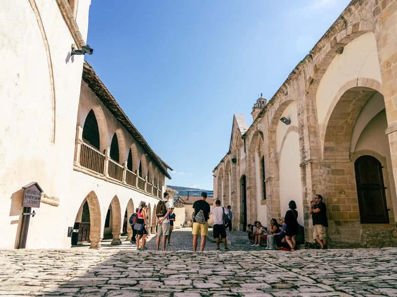 From Paphos: Grand Tour Jeep Safari - Lunch with wine included: what you actually get for your money