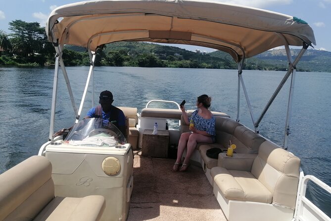 Full-Day Accra Safari and Boat Cruise Private Tour - The Akosombo run: a countryside reset before the water time