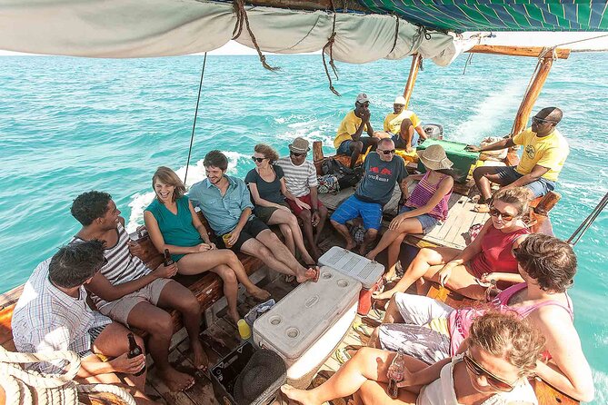 Full-Day Blue Lagoon and Sandbank Boat Tour from Zanzibar ( Safari blue) - Guides and drivers: where the experience can swing