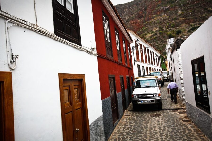 Full-Day Gomera Jeep Safari Excursion from Arona - Lunch in a real restaurant stop with island views