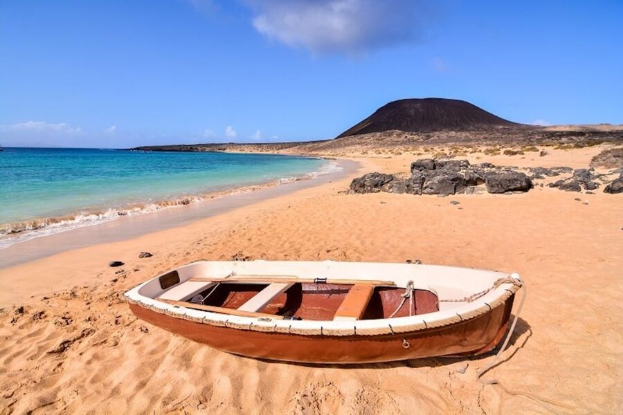 Graciosa Island: Jeep Safari Playa De las Conchas - Who This Safari Suits Best (and Who Should Skip It)