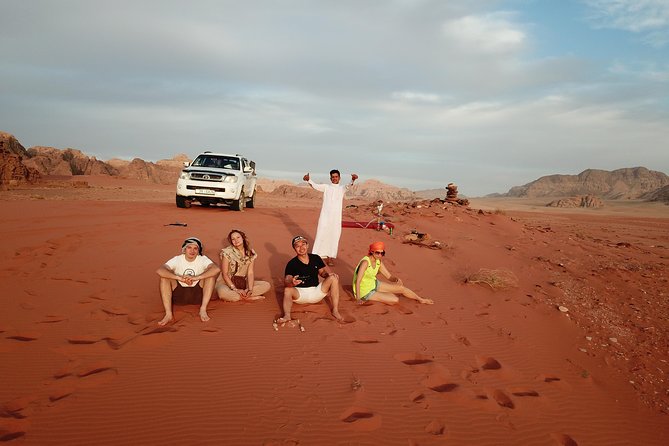 Half-Day Jeep Safari "Wadi Rum Highlights!" w/ Professional Bedouin Guide - Tea breaks and timing during 3 to 4 hours