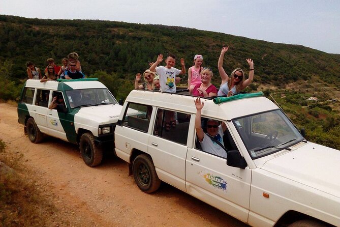 Half Day Safari Tour with Wine Tasting - Conqueiros cork stop: 20 minutes that actually teach something
