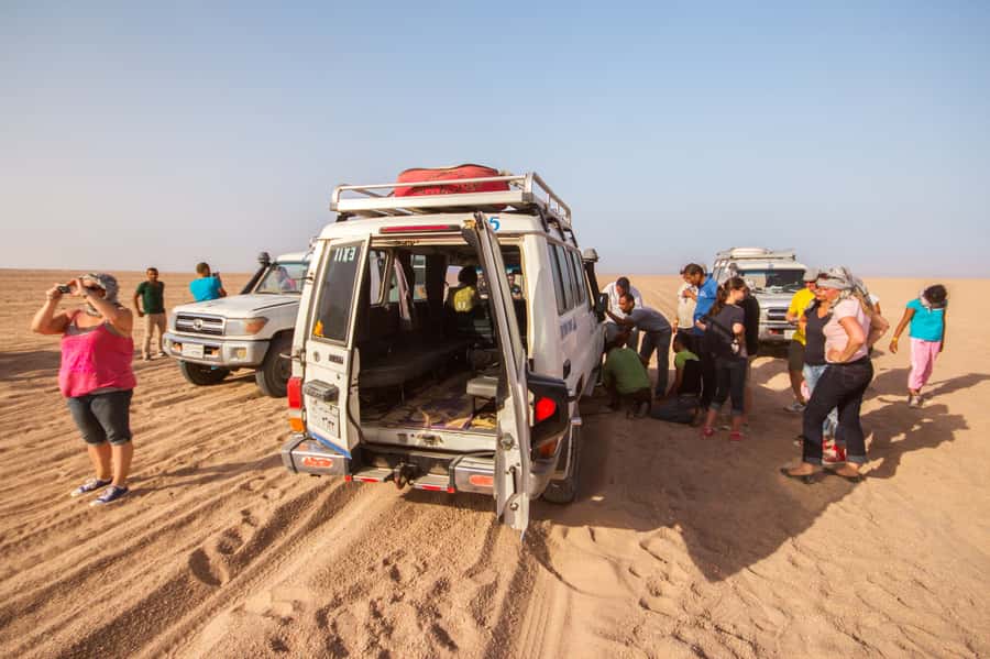 Hurghada: 6-Hour Jeep Desert Safari, Dinner, and Show - Price and value around $34: what you’re really paying for