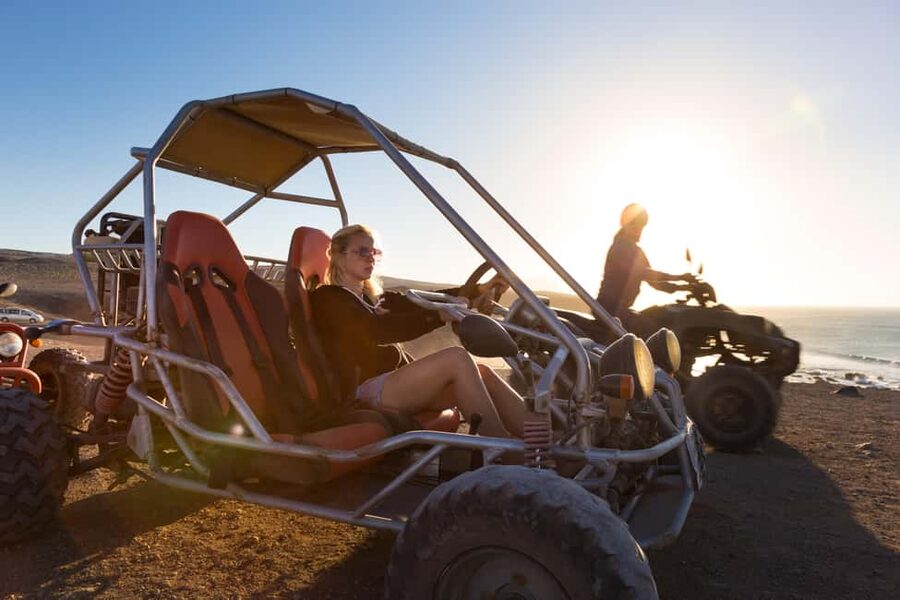 Hurghada: ATV Quad, Jeep and Buggy Safari with BBQ Dinner - BBQ dinner with Tanoura and fire show: the payoff after the dust