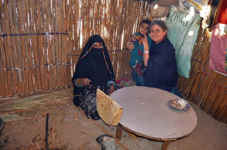 Hurghada: Quad Bike, Buggy, Jeep Safari, Camel Ride & Dinner - Oriental show and belly dance: timing, energy, and camera moments