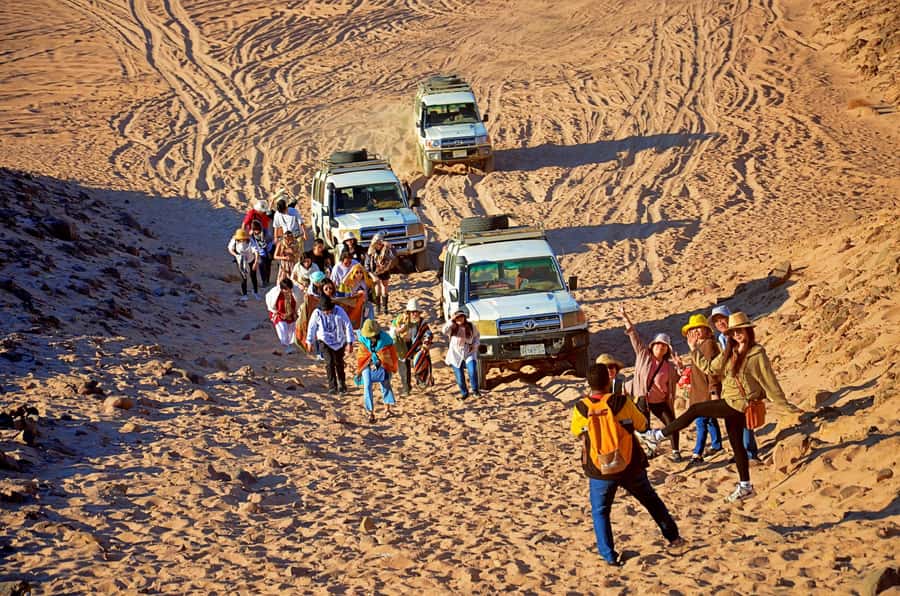 Hurghada: Safari Jeep & Camel Ride with BBQ Dinner & Show - Key things to know before you go