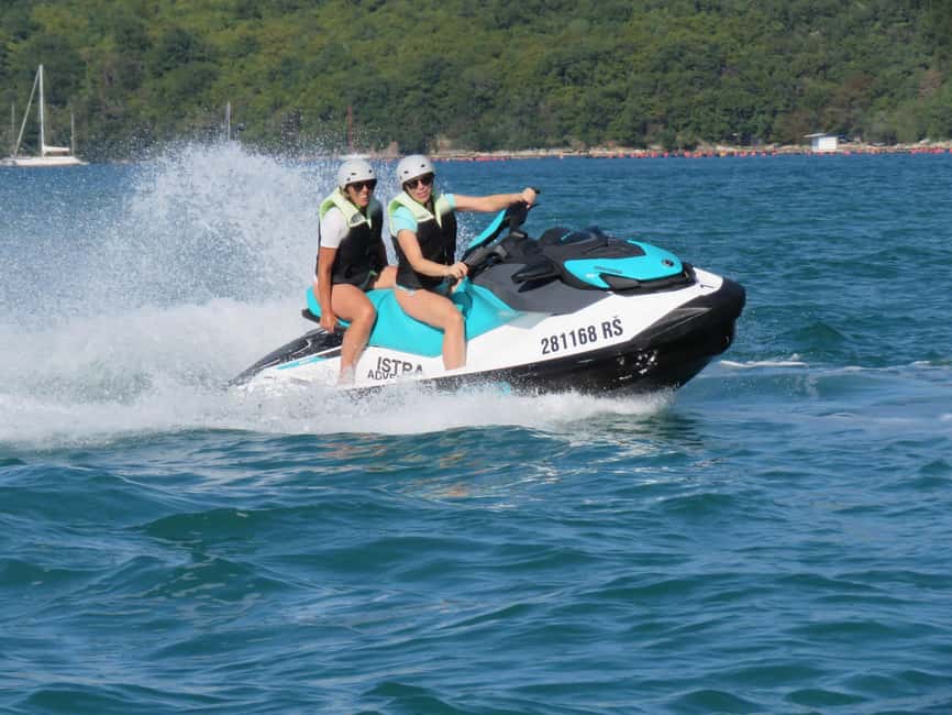 Istra Adventure JET SKI SAFARI 20, 40, 90 MIN - Rules you should take seriously: age, T-shirt, alcohol, and weather