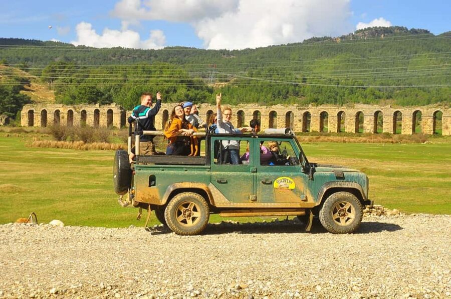 Jeep Safari-Lunch-Boat-Canyon-Waterfall-Foam,Water Party - Foam party and water-fight moments: how to pack for real fun