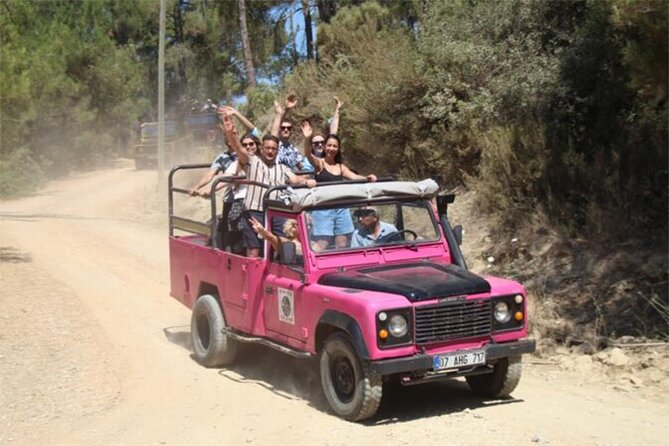 Jeep Safari Tour - Green Canyon summit photo stop: short, scenic, and built for quick shots