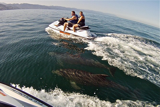 Jet Ski Safari in Puerto Vallarta - Los Arcos national park: close photos while jet skis stay outside