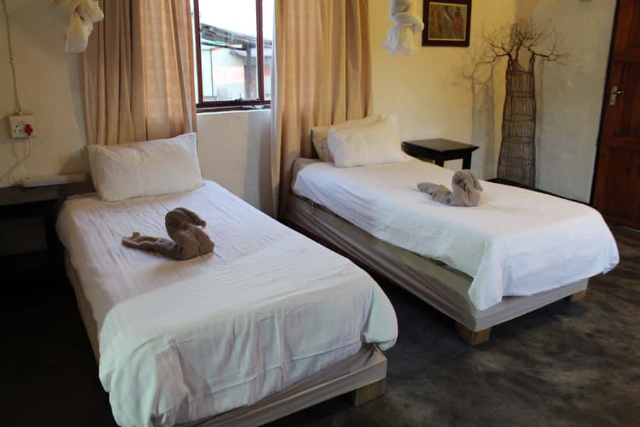 Johannesburg: Affordable 3 Day Kruger Park Safari - Day 2: Orpen Gate to Masango via big-herd plains in Kruger