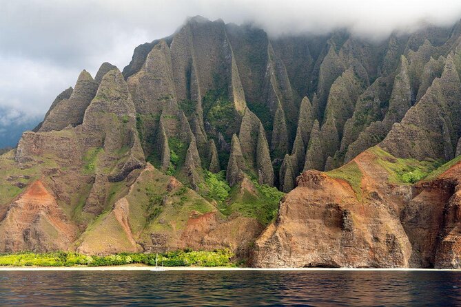 Kauai Deluxe Waterfall Safari: Helicopter Tour - What you’re really buying for $309: time, angles, and access