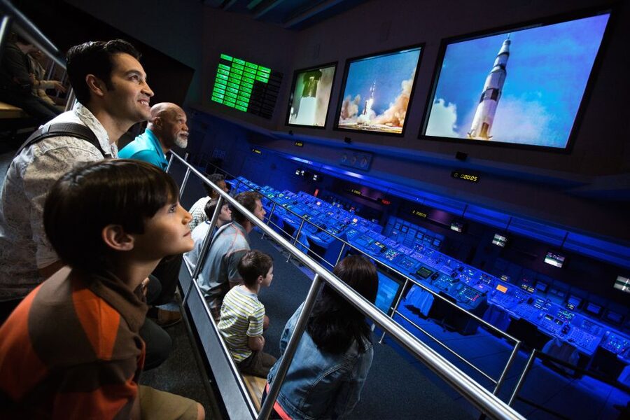 Kennedy Space Center: Full-Day Tour with Airboat Safari Ride - Shuttle Launch Experience: the simulator that makes it feel real