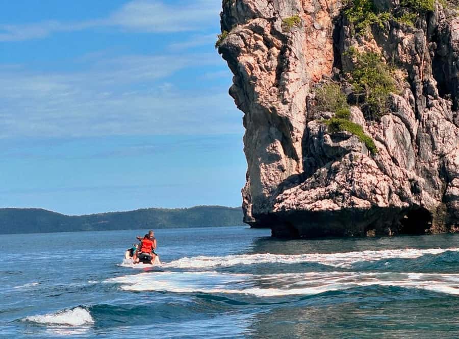 Koh Samui: Jetski Safari, Snorkeling to Pig & Virgin Islands - Laem Sor Pagoda pass: the fast scenic hit