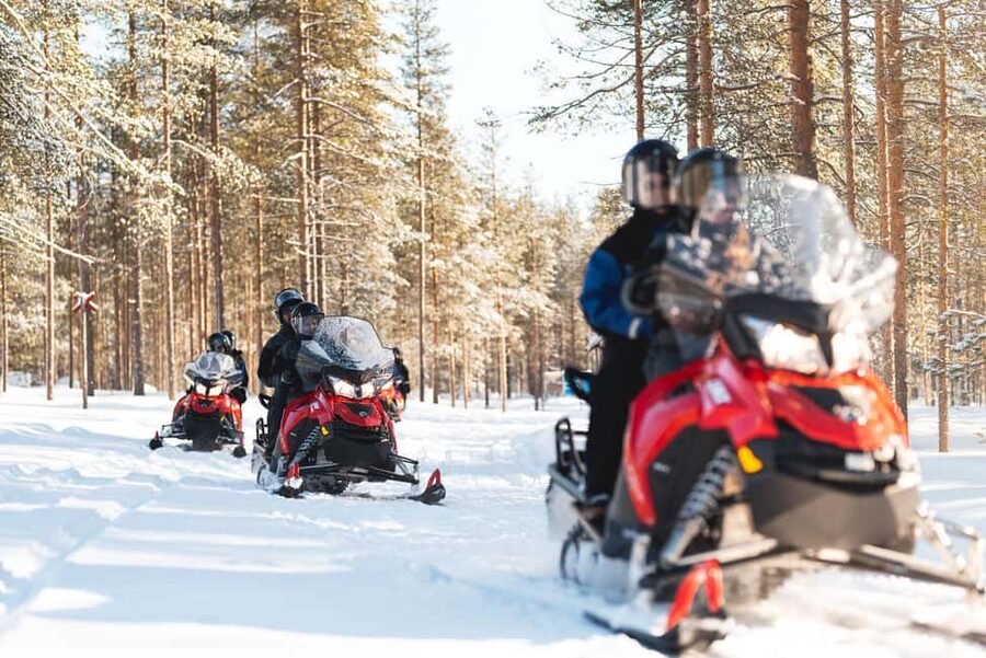 Levi: Snowmobile Safari to the Levi Nature - The Cold-Proof Gear You Get (And Why It Matters More Than You Think)