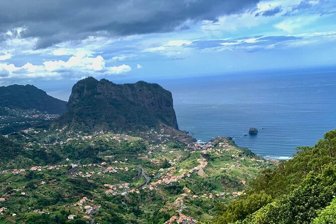 Madeira 4x4 Jeep Tour : Pico Arieiro & Santana Traditional Houses - Ponta de São Lourenço and two Atlantic viewpoints