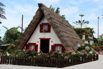 Madeira: Santana Jeep Safari and Balções Levada Walk - Pickup and the route start: Funchal or Caniço