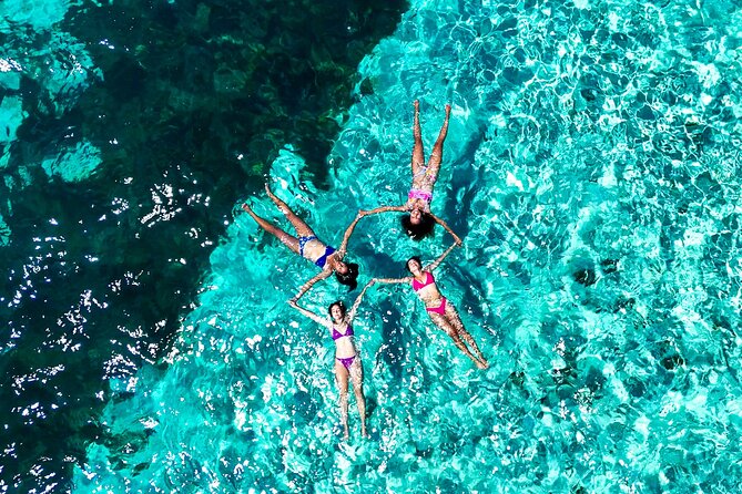Marine Safari Tour on San Andrés Island: Includes photo with DRONE - White Wata at the End: Floating Bars, Swimming, and a Chill Finish