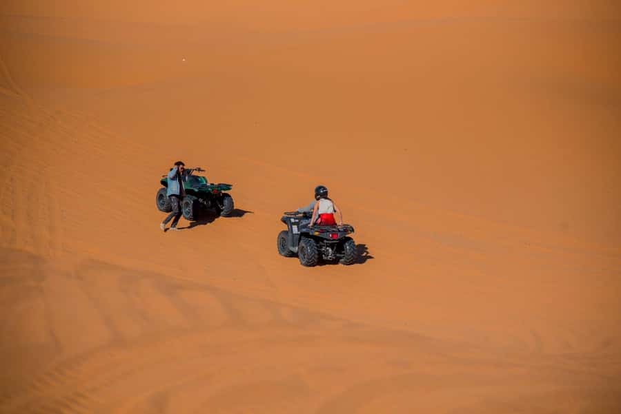 Merzouga : Adventure Quad Bike Safari, & Sandboarding - Sandboarding Tips: Going Down Without Wiping Out