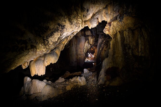 Naihehe Cave Safari in Sigatoka with BBQ Lunch - What to Wear and Bring for Naihehe Caves