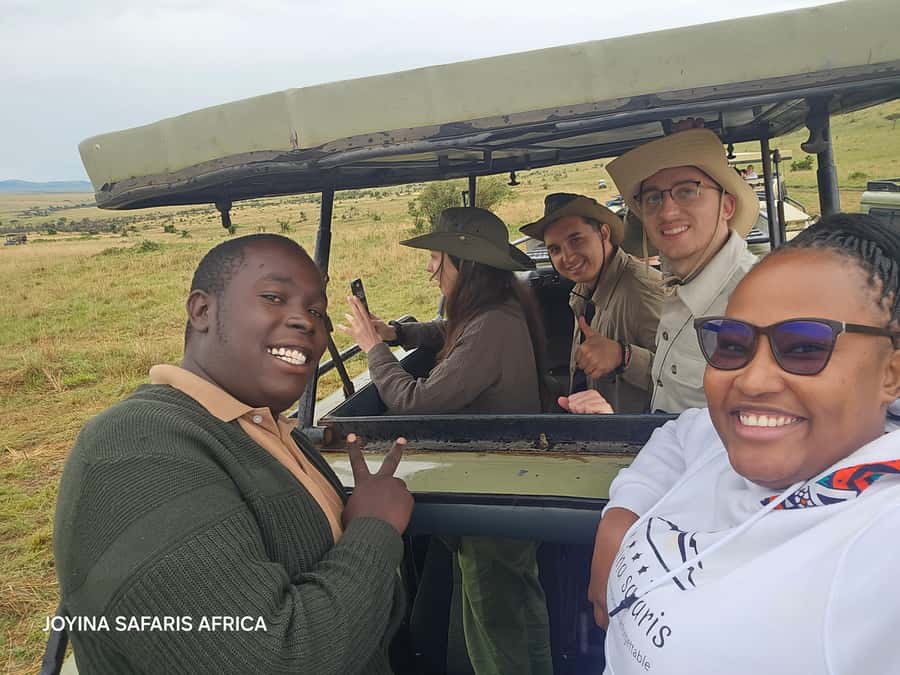 Nairobi: 3-Days 2-Nights Maasai Mara Group Safari in 4x4 - Great Migration timing: July and August matter most