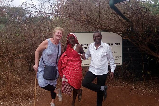 Nairobi National Park game drive. Free Airport pick / drop off. - Morning vs afternoon departure: pick the right mood