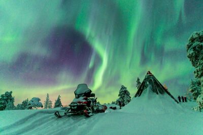 Northern Lights Snowmobile Driving Safari - Lapland Welcome: gear up and get your bearings