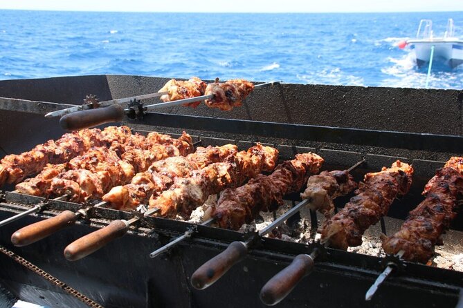 Odyssey Boat Safari from Larnaca - Buffet lunch and open bar on a boat: the comfort piece