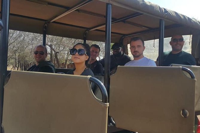 One day Safari including a 5 Hour Open Safari Vehicle Drive - Back Toward the Gate: Keeping the Chances Alive on the Way Out