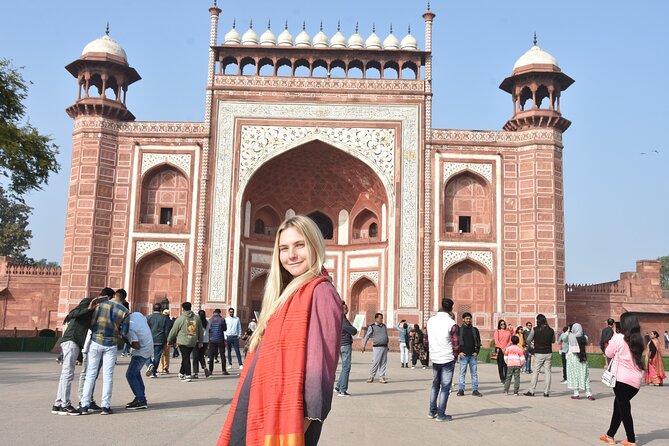 Private 4-Day Golden Triangle Tour with Ranthambore Tiger Safari - Day 2 Agra: sunrise at the Taj Mahal plus Agra Fort