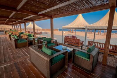 Private Overnight Desert Safari, Dune bashing, dinner & Breakfast - Inland Sea to Khor Al Udaid: beach time in the sand