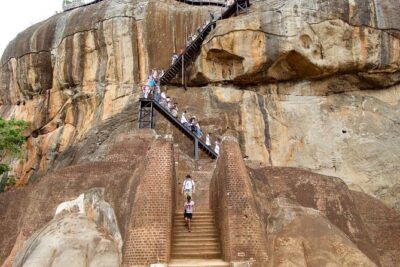 Private Trip to Sigiriya, Dambulla & safari from Colombo/ Negombo - Sigiriya and Pidurangala: two rocks, one efficient plan