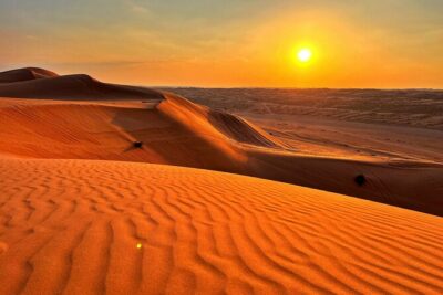 Private Watching Sunset Desert Safari Tour - Stop 2: Wahiba Sands and the Bedouin House With Coffee and Dates