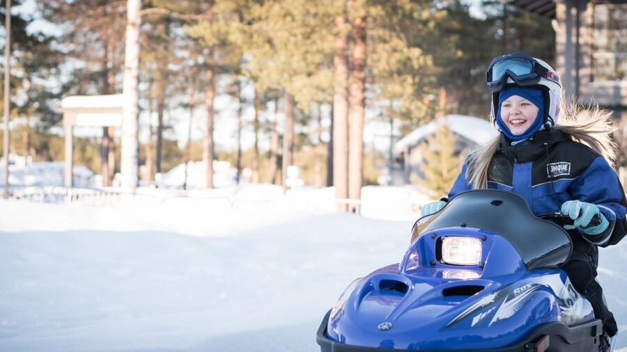 Rovaniemi: Family Snowmobile Safari with Campfire and Snacks - Mini-snowmobile time: the big moment for kids up to 11–12