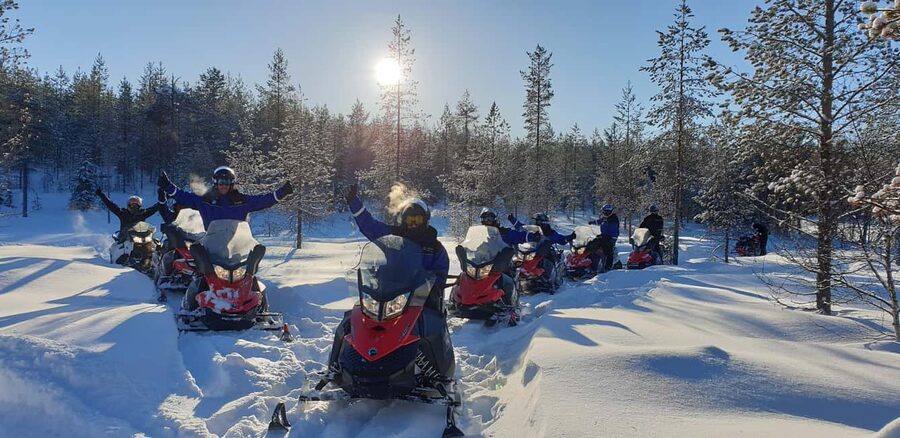 Ruka: Scenery Snowmobile Safari - The 2.5-hour scenery route: what you’ll actually spend your time doing