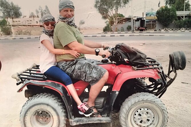 Safari quad, jeep, camel ride, show and dinner Hurghada - Jeep speed run to the Bedouin village and the sunset moment