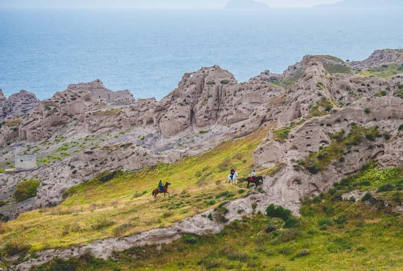 Santorini: Extreme Horse Safari with Beach Gallop - Quick practical advice before you show up
