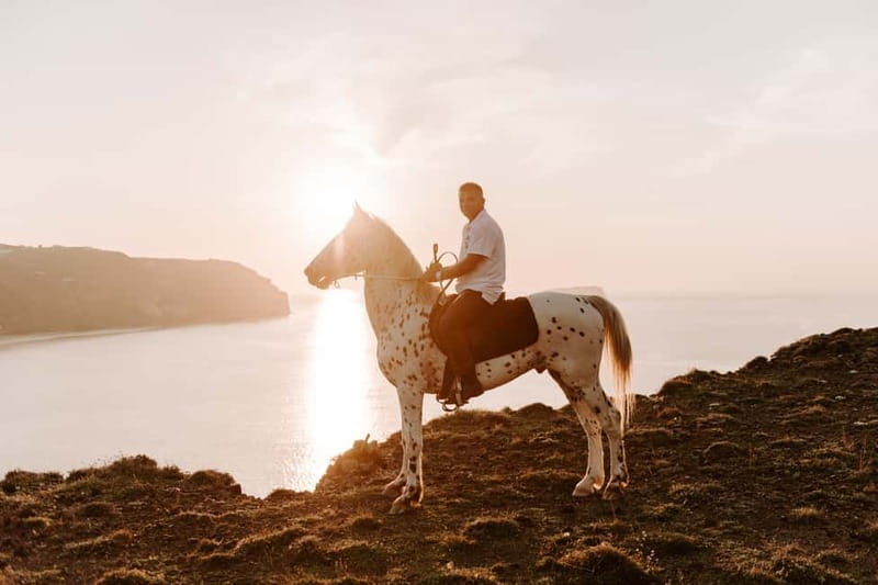 Santorini: Extreme Horse Safari with Beach Gallop - Ancient trails and the cliff-top payoff over the caldera