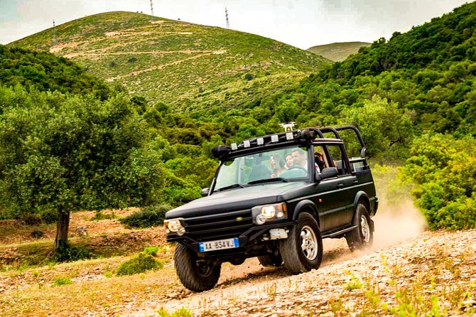 Saranda Jeep Safari 4x4 a Castle, Secret Beach and Blue Eye - Lekuresi Castle: the best quick viewpoint you’ll get all day