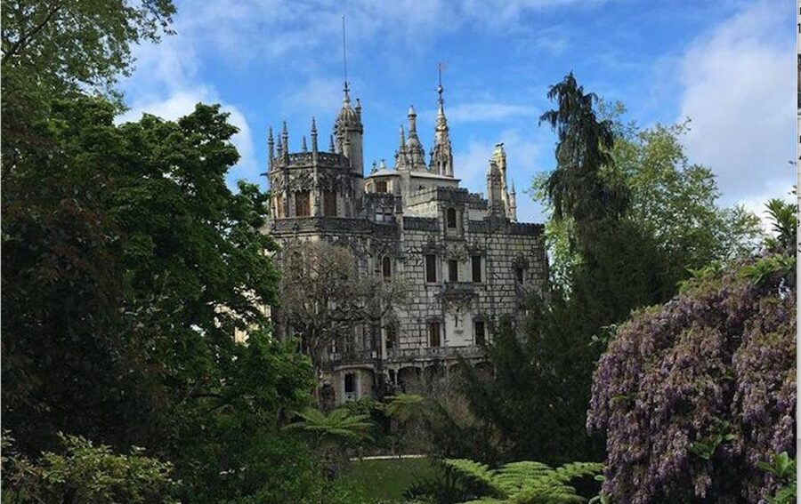 Sintra: Regaleira, Cabo da Roca and Cascais Jeep Safari Tour - The Sintra drive-by: why seeing the palaces from the road is smart