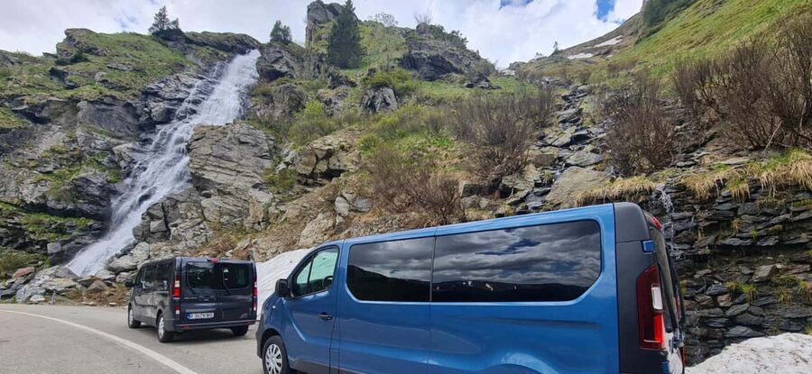 Small group Bears 'Safari' on Transfăgărășan -max 7 tourists - Poenari Fortress: Vlad’s cliffside story without the interior tour