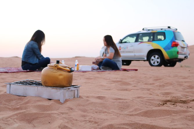 Sunrise Desert Safari with Wildlife Experience from Dubai - Picnic breakfast and drinks: what’s included, and what it means