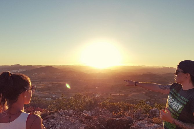 Sunset Jeep Safari with Dinner in Algarve - Key highlights at a glance