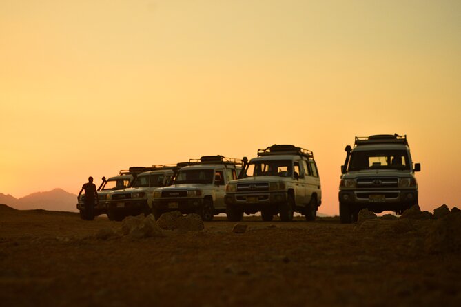 Sunset Safari trip by Jeep - The sunset moment: panoramic canyon views from around 150 meters up