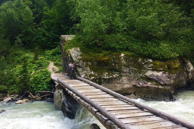 Svaneti Mountain Villages 4x4 Safari, tour from Kutaisi - Timing, fitness, and comfort: the smart way to prepare