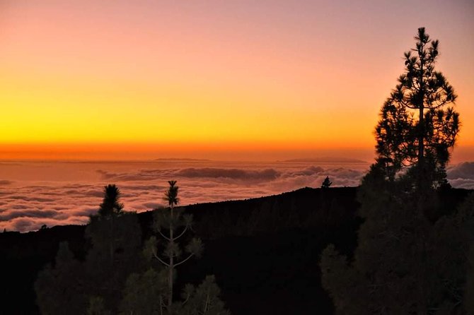 Teide National Park Sunset & Stargazing with Dinner (Star Safari) - What to Pack: Cold Air, Uneven Ground, and Layering That Actually Works